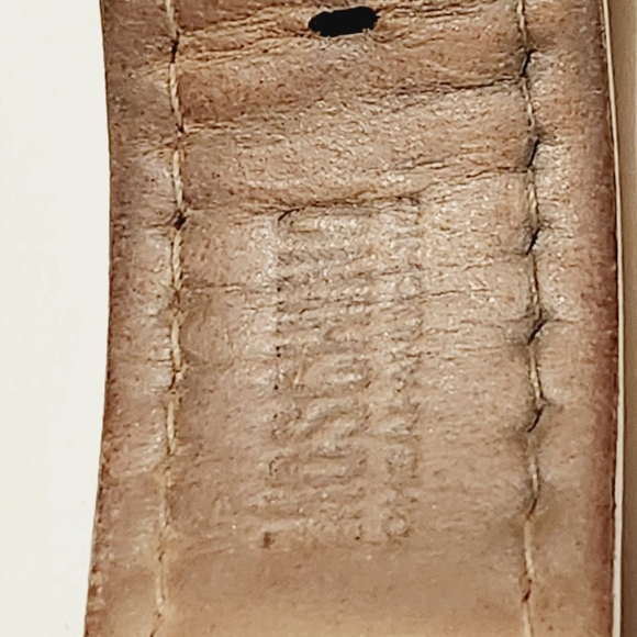 MOSCHINO MW0005 Unisex -I FEEL DANDY Red and White Dial and Leather Strap WATCH - Picture 12 of 14